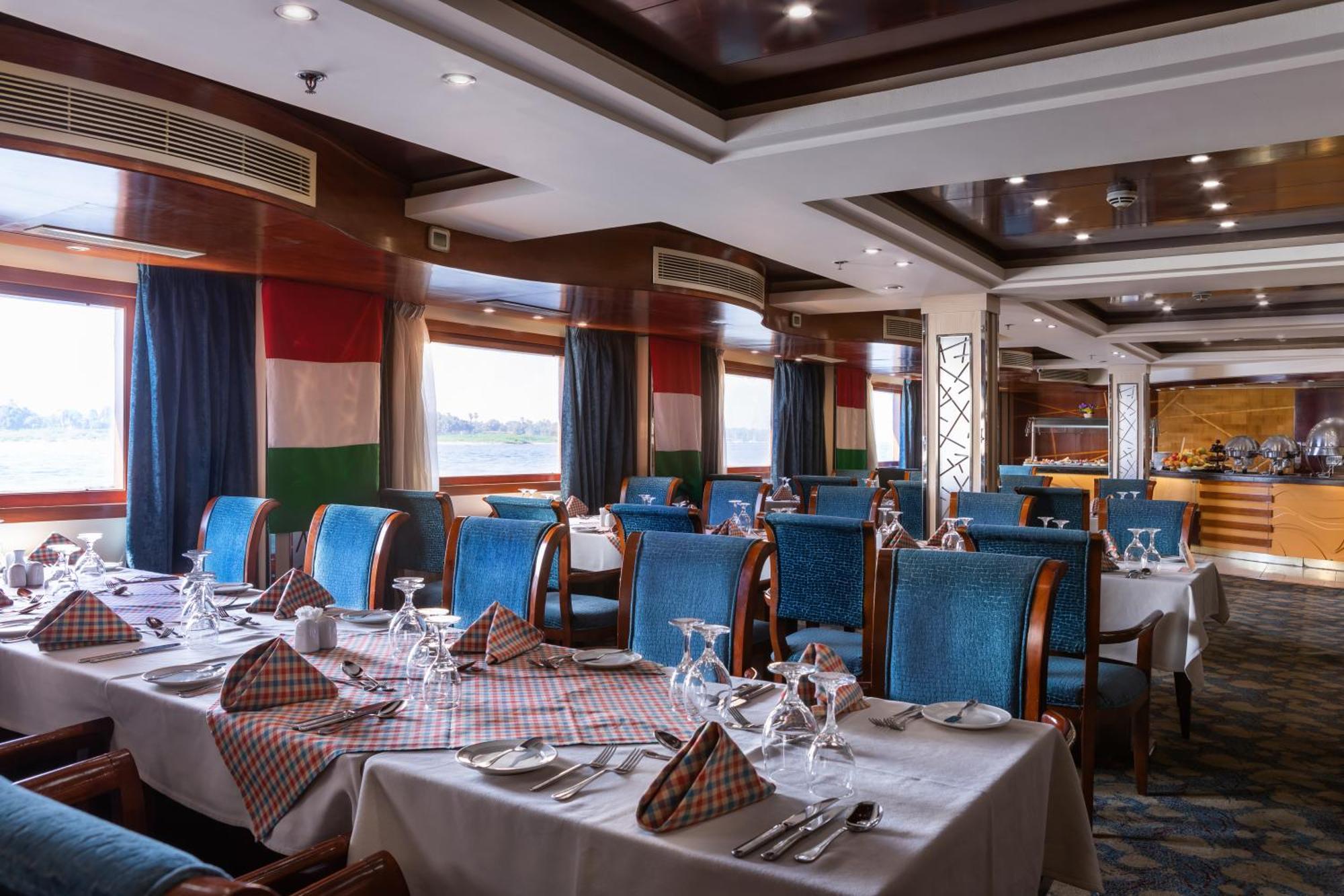 M/S Esmeralda Nile Cruise - 4 Or 7 Nights From Luxor Each Monday And 03 Nights From Aswan Each Friday Kültér fotó