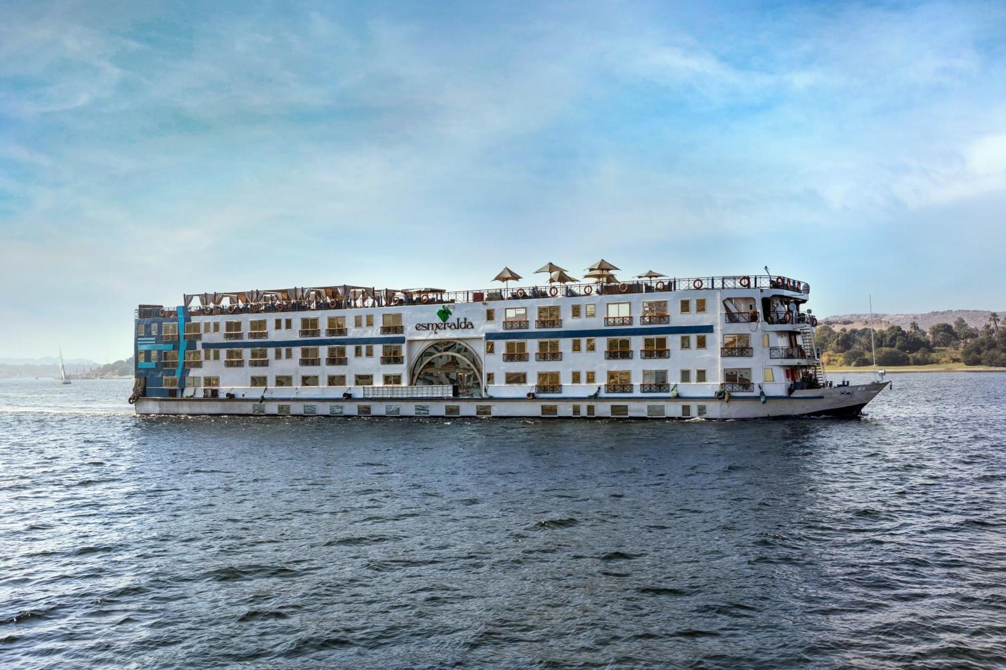 M/S Esmeralda Nile Cruise - 4 Or 7 Nights From Luxor Each Monday And 03 Nights From Aswan Each Friday Kültér fotó